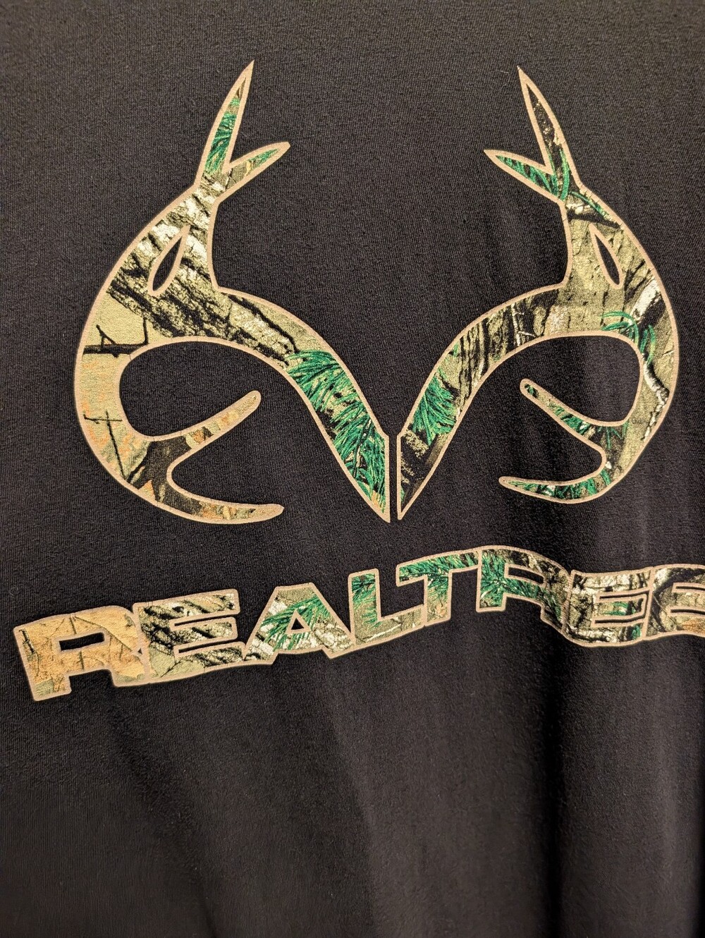 Realtree Black T-Shirt with Green Camo Antler Logo Hunting Casual Men's Size XL - Picture 2 of 7